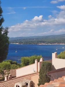 Vente Appartement 3 pices SAINT-CYR-SUR-MER 83270