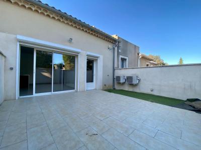 photo For rent House VILLENEUVE-LES-AVIGNON 30