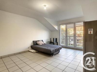 Location Appartement THIAIS 