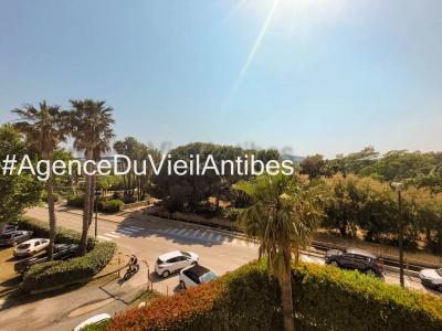 Location Appartement LAVANDOU  83