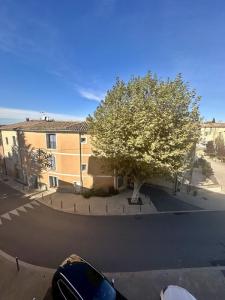 Location Appartement LAMBESC  13