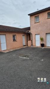 Location Appartement CUGNAUX  31