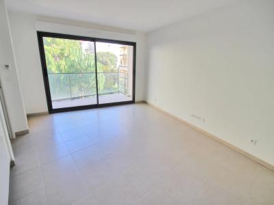 Location Appartement ROQUEBRUNE-CAP-MARTIN  06