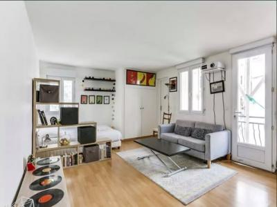 photo For rent Apartment PARIS-18EME-ARRONDISSEMENT 75