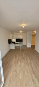 photo For rent Apartment CHESSY 77