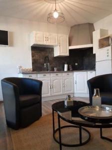 photo For rent Apartment LIBOURNE 33