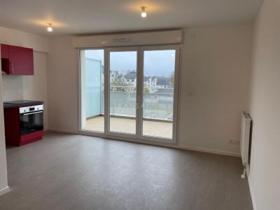 Location Appartement VILLE-AUX-DAMES 