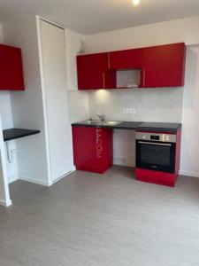 Location Appartement VILLE-AUX-DAMES 