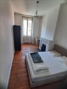 photo For rent Apartment SAINT-ETIENNE 42