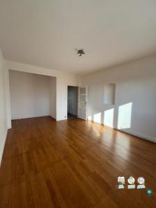 Location Appartement VOIRON  38