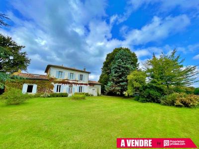 For sale Prestigious house MADIRAC  33