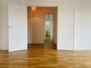 Louer Appartement 65 m2 Courbevoie