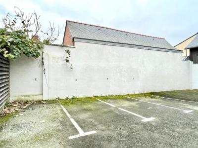 photo For rent Parking RENNES 35