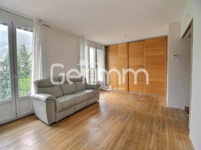 photo For rent Apartment FONTAINE 38