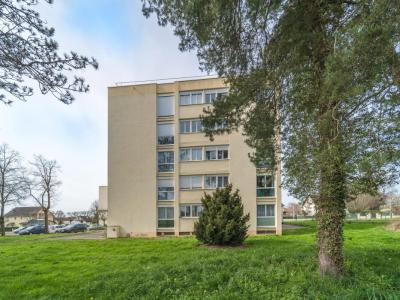 Location Appartement CHAROLLES  71