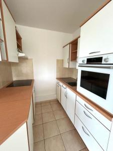 Location Appartement MONTFORT-SUR-MEU 