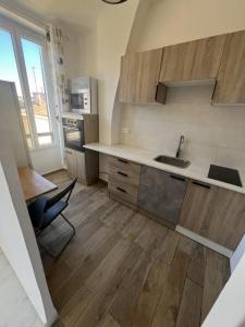 Location Appartement MARSEILLE-2EME-ARRONDISSEMENT 13002