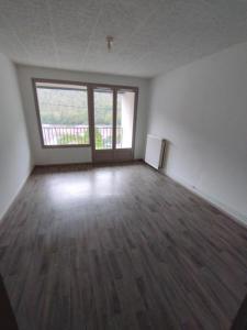 Location Appartement MONTHERME 