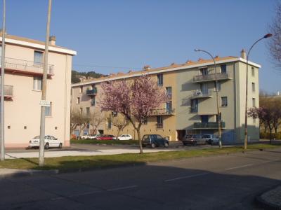 photo For rent Apartment CAVAILLON 84