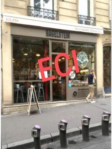 photo For sale Commerce PARIS-17EME-ARRONDISSEMENT 75