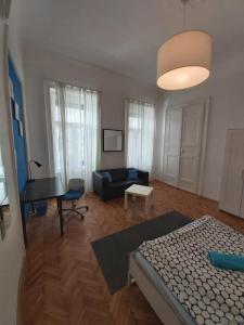 photo For rent Apartment PARIS-14EME-ARRONDISSEMENT 75