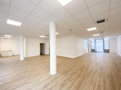 Location Local commercial PARIS-15EME-ARRONDISSEMENT 75015