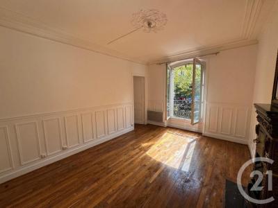 photo For rent Apartment PARIS-18EME-ARRONDISSEMENT 75