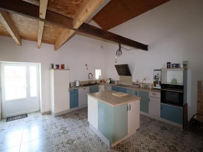 Vente Maison 7 pices FOYE-MONJAULT 79360