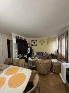 Vente Appartement 3 pices CALUIRE-ET-CUIRE 69300