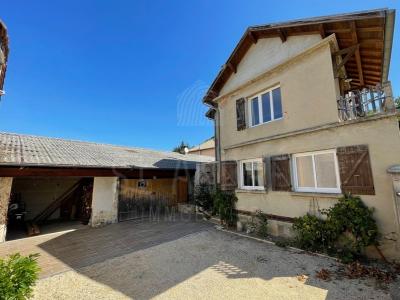 Vente Maison 8 pices BRESSIEUX 38870