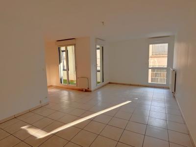 photo For rent Apartment LYON-9EME-ARRONDISSEMENT 69