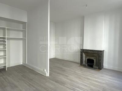 photo For rent Apartment LYON-1ER-ARRONDISSEMENT 69