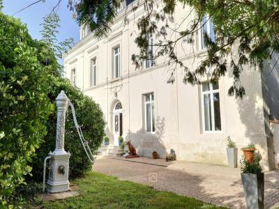 photo For sale Prestigious house VILLENEUVE-LA-COMTESSE 17