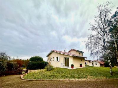 For sale House LAPEYROUSE-MORNAY Lapeyrouse Mornay 26