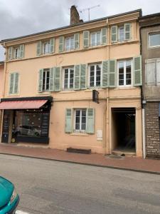 Vente Immeuble PONT-DE-VEYLE 01290