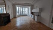 Louer Appartement Paris-17eme-arrondissement 5682 euros