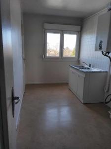 Location Appartement 3 pices SAINT-JULIEN-LES-VILLAS 10800