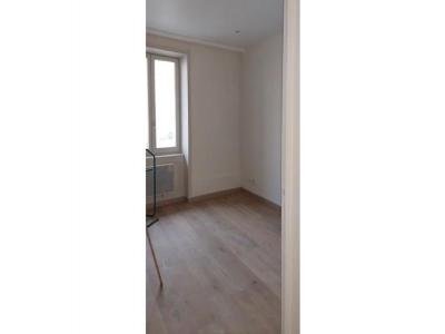 For rent Apartment FONTAINES-SUR-SAONE  69