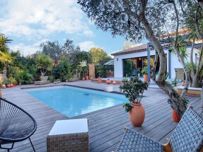 For sale House SIX-FOURS-LES-PLAGES  83