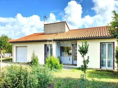 Vente Maison 4 pices AMBES 33810