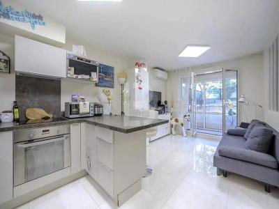 For sale Apartment ANTIBES  06