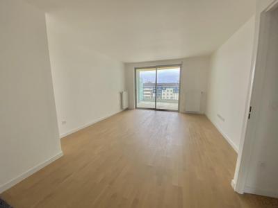 Location Appartement SURESNES  92