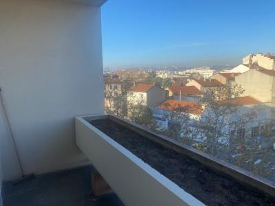 Location Appartement LYON-8EME-ARRONDISSEMENT  69