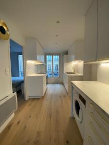 Location Appartement PARIS-17EME-ARRONDISSEMENT  75