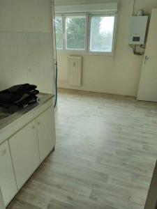 photo For rent Apartment ARCIS-SUR-AUBE 10