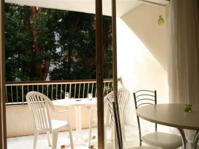 Location Appartement CANNES  06