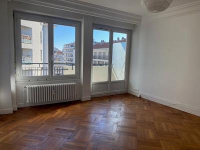 Location Appartement VILLEURBANNE  69