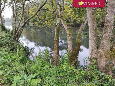 For sale Land ASLONNES Aucune habitation visible. Très calme 86