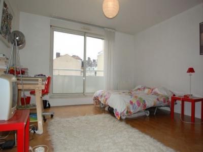 For rent Apartment LYON-7EME-ARRONDISSEMENT  69