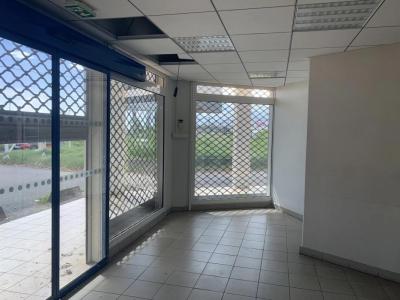 photo For rent Commercial office SAINT-PIERRE 974